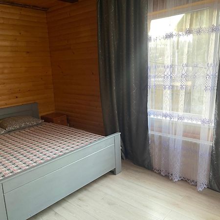 Сонячні Карпати Hotel Slavske Ngoại thất bức ảnh