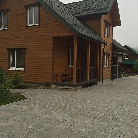 Сонячні Карпати Hotel Slavske Ngoại thất bức ảnh