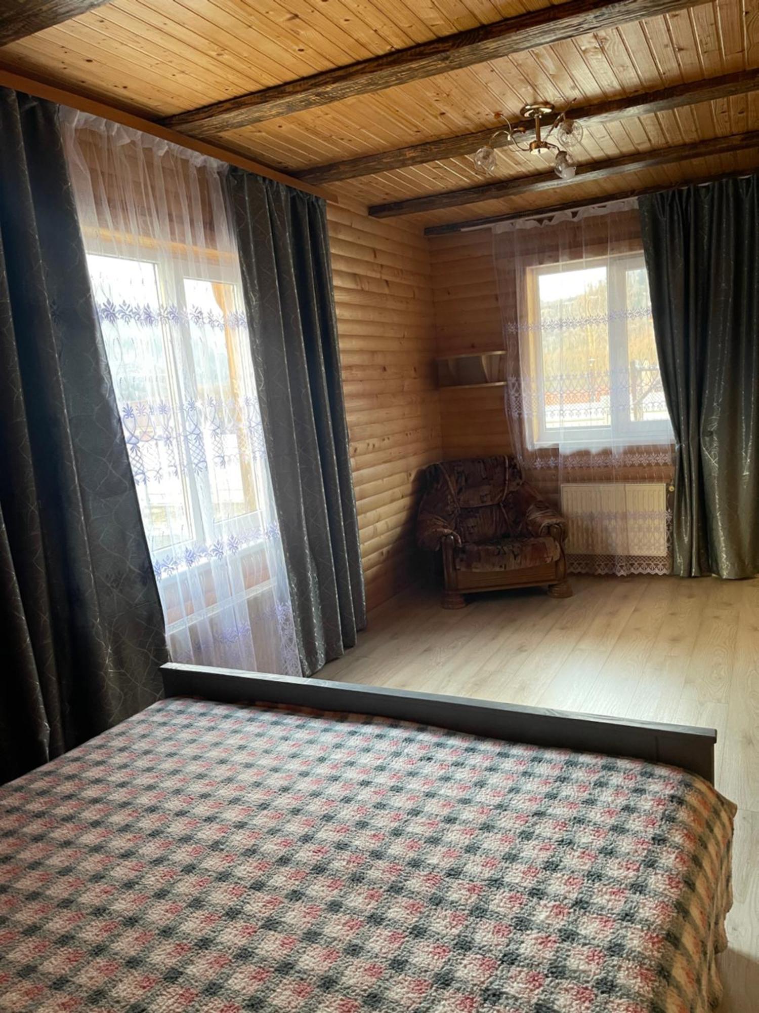 Сонячні Карпати Hotel Slavske Ngoại thất bức ảnh
